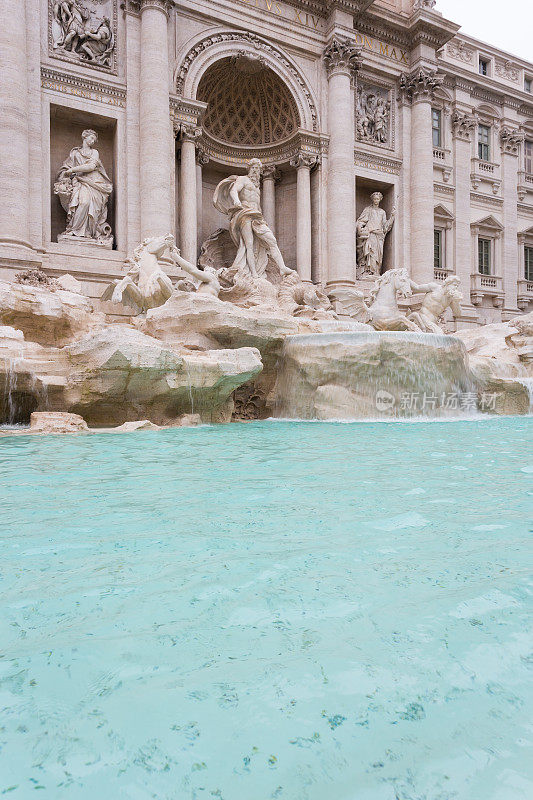 特莱维喷泉(Fontana di Trevi)——意大利罗马